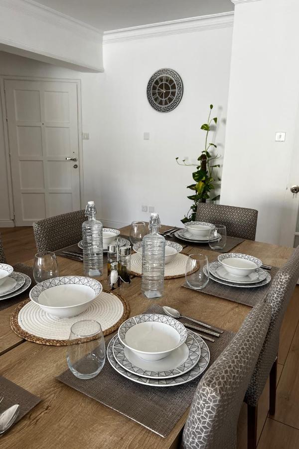 Stylish 3 Bedroom Apartment In Kyrenia  Luaran gambar