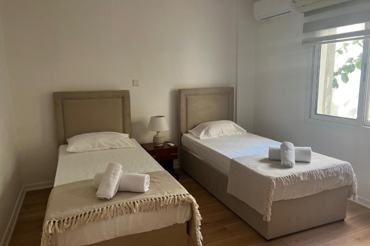 Stylish 3 Bedroom Apartment In Kyrenia  Luaran gambar