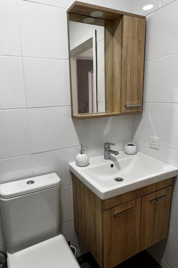 Stylish 3 Bedroom Apartment In Kyrenia  Luaran gambar
