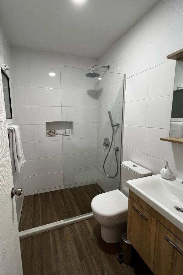 Stylish 3 Bedroom Apartment In Kyrenia  Luaran gambar