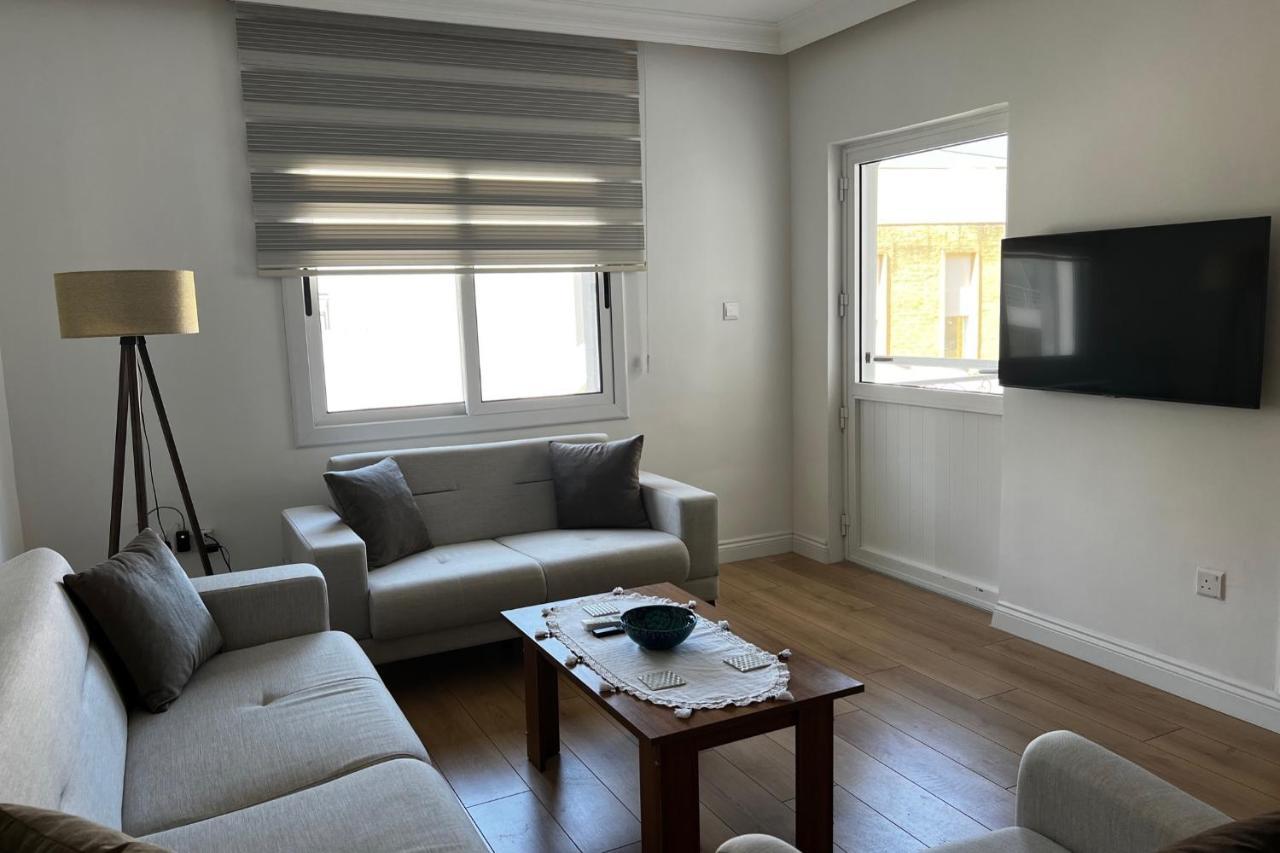 Stylish 3 Bedroom Apartment In Kyrenia  Luaran gambar