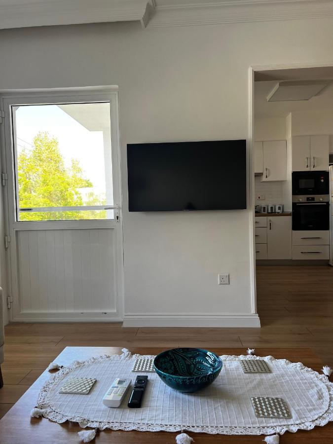 Stylish 3 Bedroom Apartment In Kyrenia  Luaran gambar